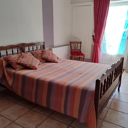 Vakantiehuis Marais Poitevin Nature Et Serein Vue Imprenable Sur La Riviere Calme Absolu Ideal Pour Familles Couples Voyageurs *