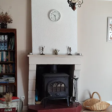 Marais Poitevin Nature Et Serein Vue Imprenable Sur La Riviere Calme Absolu Ideal Pour Familles Couples Voyageurs *