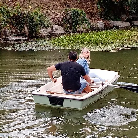 Marais Poitevin Nature Et Serein Vue Imprenable Sur La Riviere Calme Absolu Ideal Pour Familles Couples Voyageurs